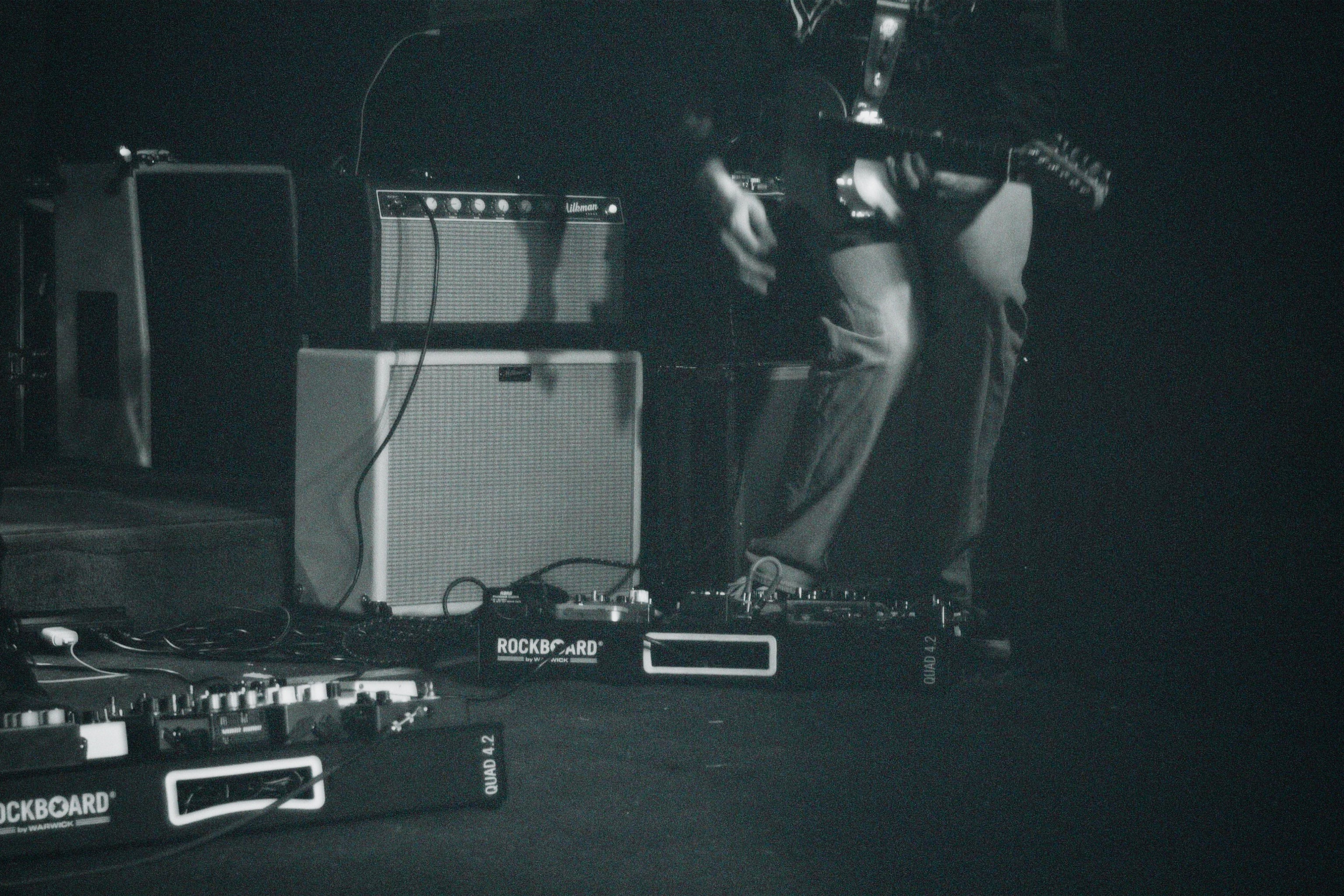 ENJOY AFTER HOURS: BANDS + BREWS